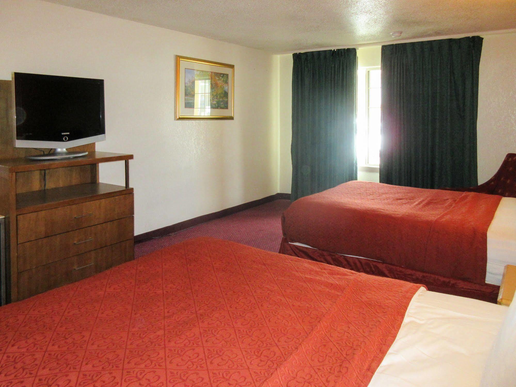 Rodeway Inn & Suites DEN Exterior foto